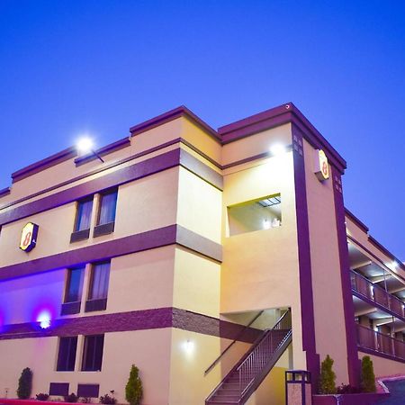 Motel Super 8 Downtown Raleigh Exterior foto